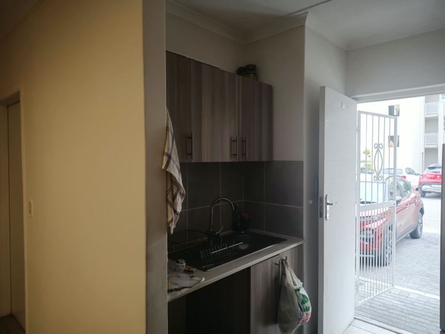 2 Bedroom Property for Sale in Heather Park Western Cape